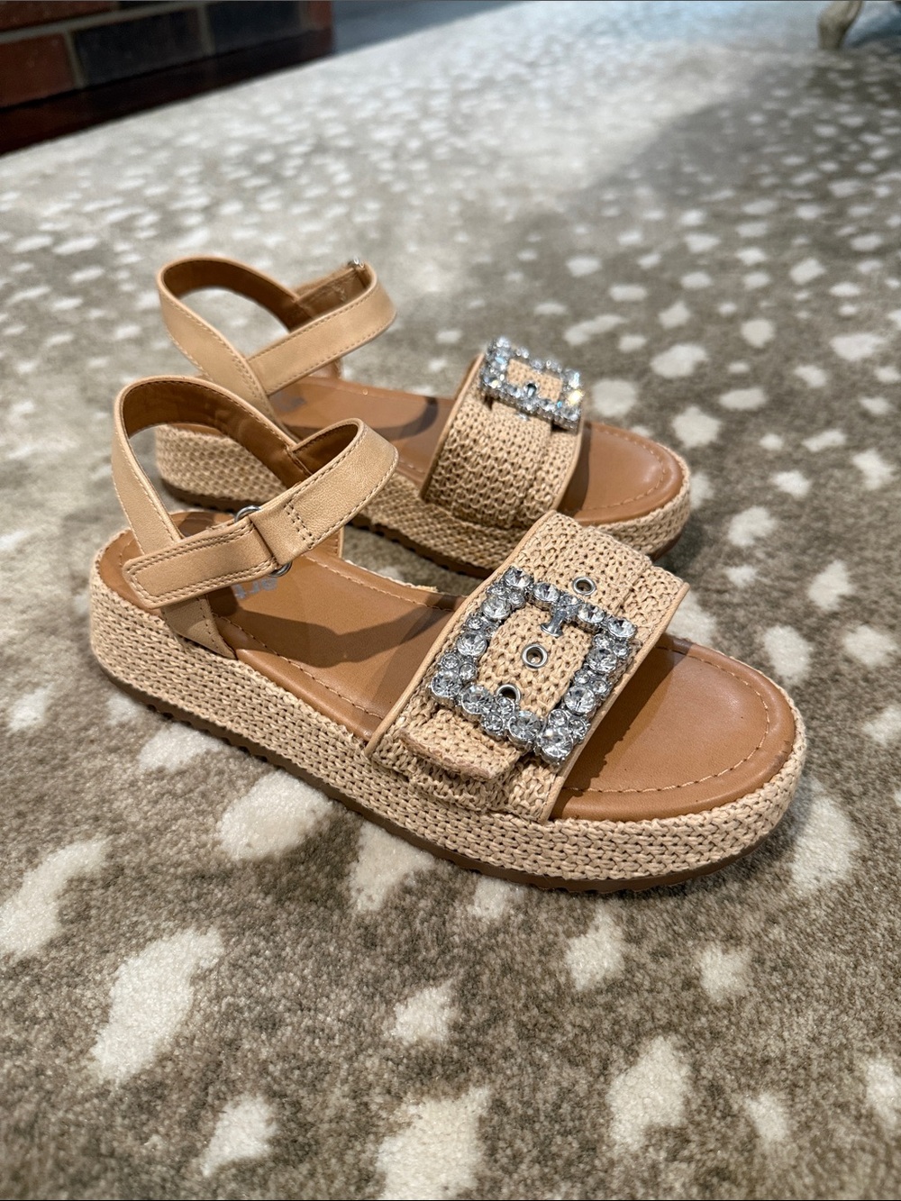 Art Class Girls' Beige Woven Platform Sandals with Rhinestone Buckle. Size 2